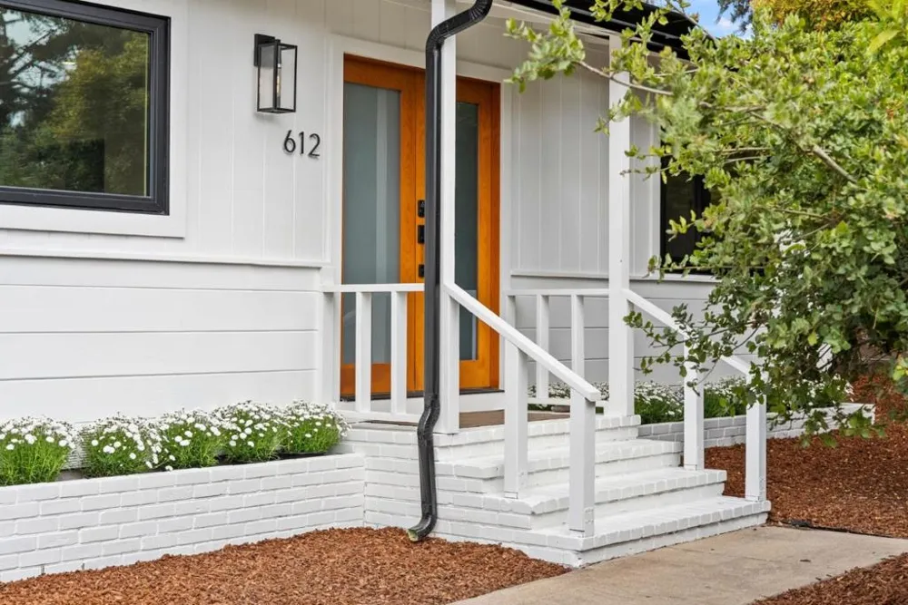 612 Sunset Drive Pacific Grove, CA 93950
