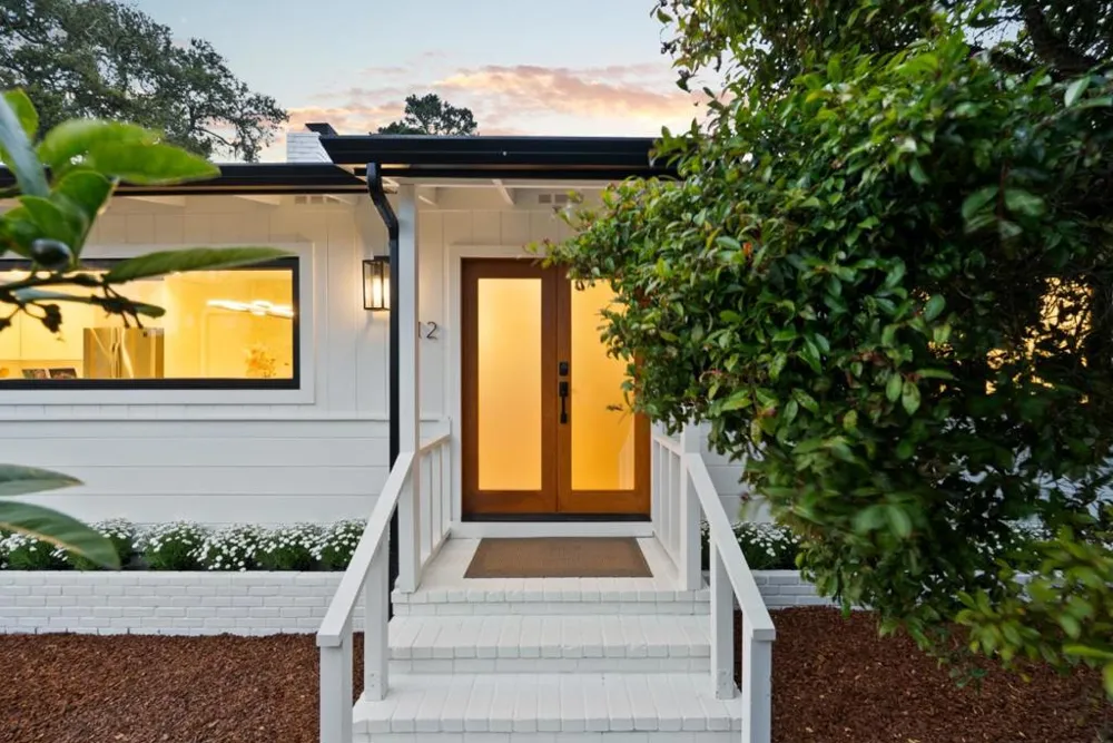 612 Sunset Drive Pacific Grove, CA 93950