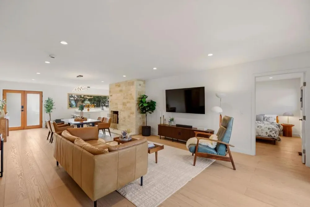 612 Sunset Drive Pacific Grove, CA 93950