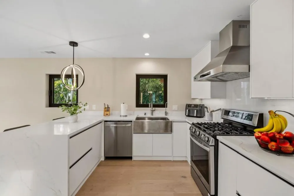 612 Sunset Drive Pacific Grove, CA 93950