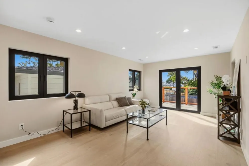 612 Sunset Drive Pacific Grove, CA 93950