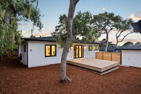 612 Sunset Drive