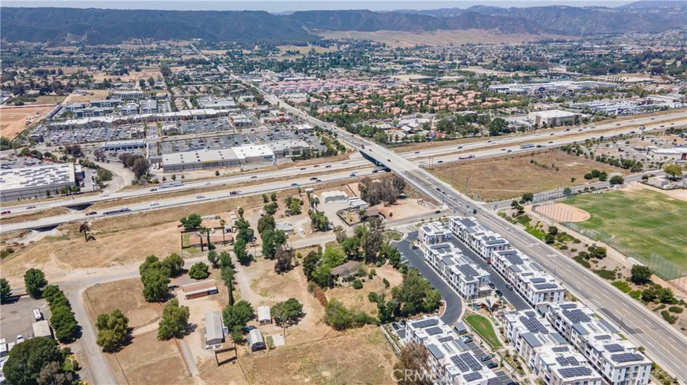 25071 Monroe Murrieta, CA 92562