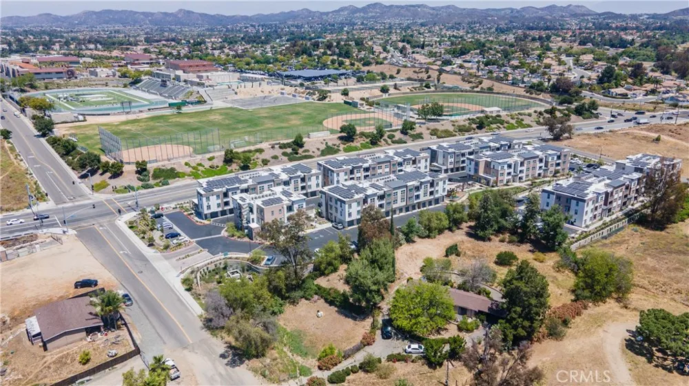 25071 Monroe Murrieta, CA 92562