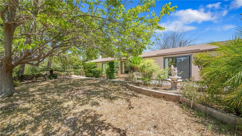 25071 Monroe Murrieta, CA 92562