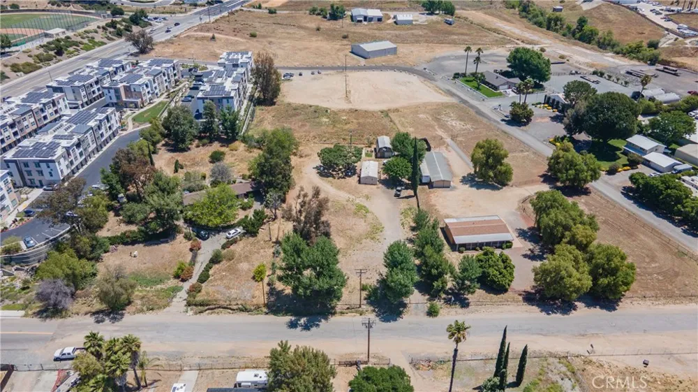 25071 Monroe Murrieta, CA 92562