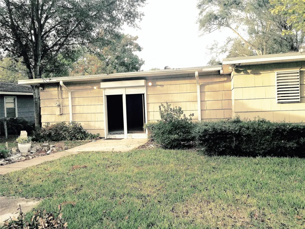 2809 Rosadele Street La Marque, TX 77568