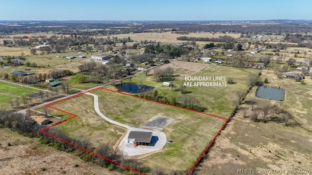 9195 E 580 ROAD Catoosa, OK 74015
