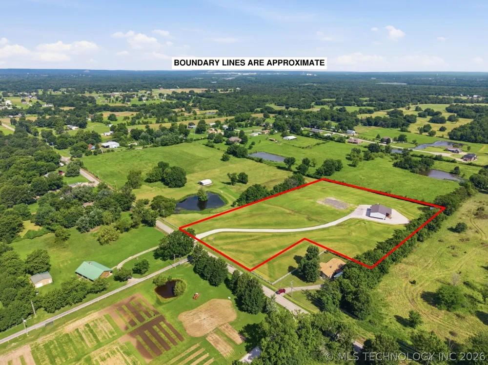 9195 E 580 ROAD Catoosa, OK 74015