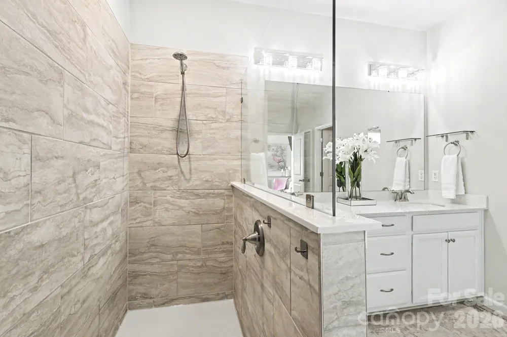 5023 American Bittern Lane Charlotte, NC 28214