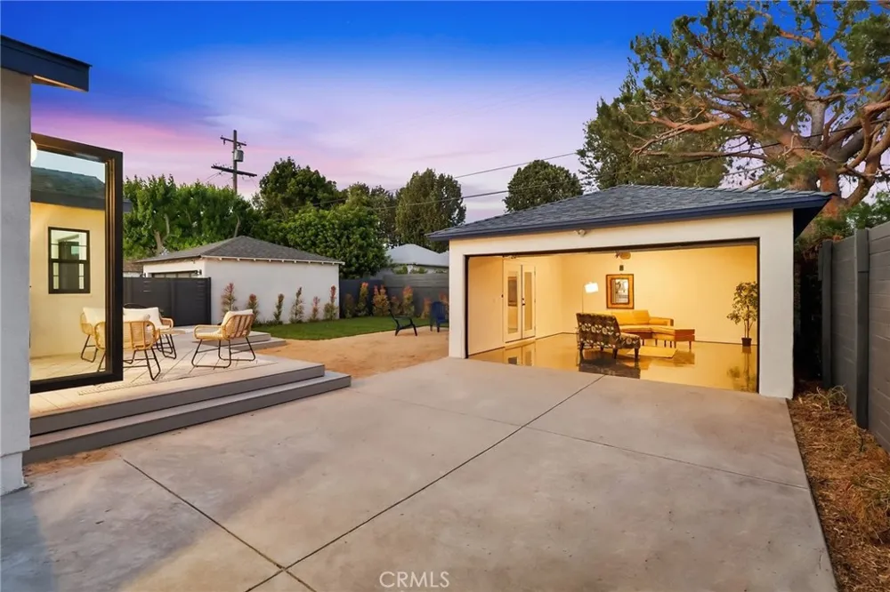 3806 Cherrywood Los Angeles, CA 90008