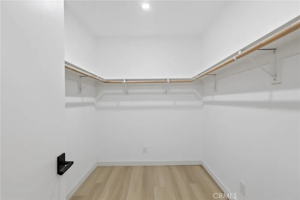 3806 Cherrywood Los Angeles, CA 90008
