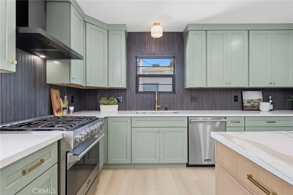 3806 Cherrywood Los Angeles, CA 90008