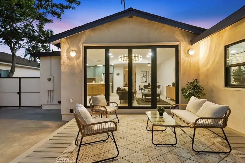 3806 Cherrywood Los Angeles, CA 90008