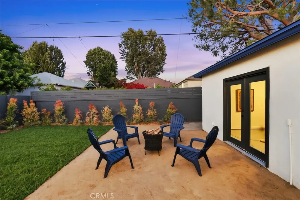 3806 Cherrywood Los Angeles, CA 90008