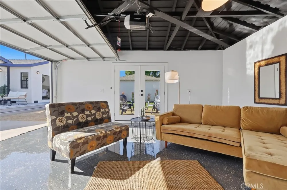 3806 Cherrywood Los Angeles, CA 90008