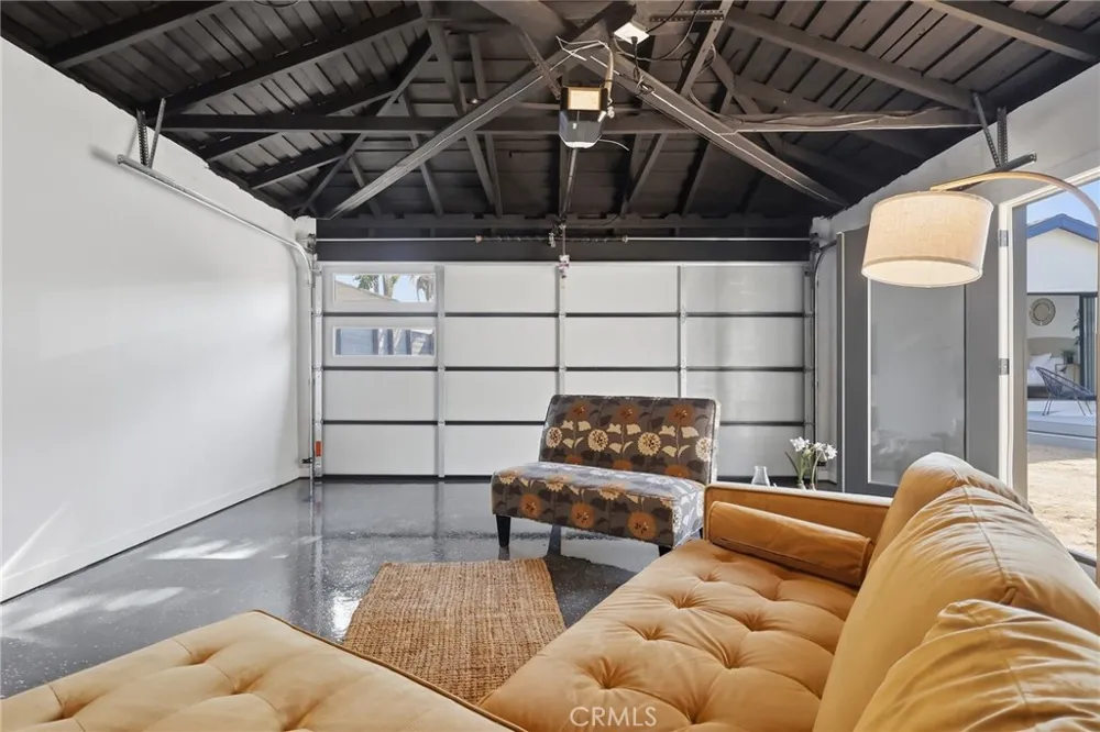 3806 Cherrywood Los Angeles, CA 90008