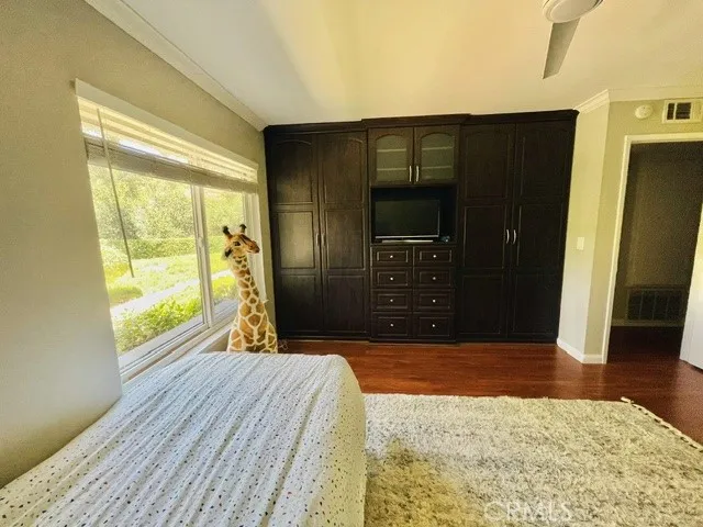 664 Driftwood Lane San Dimas, CA 91773
