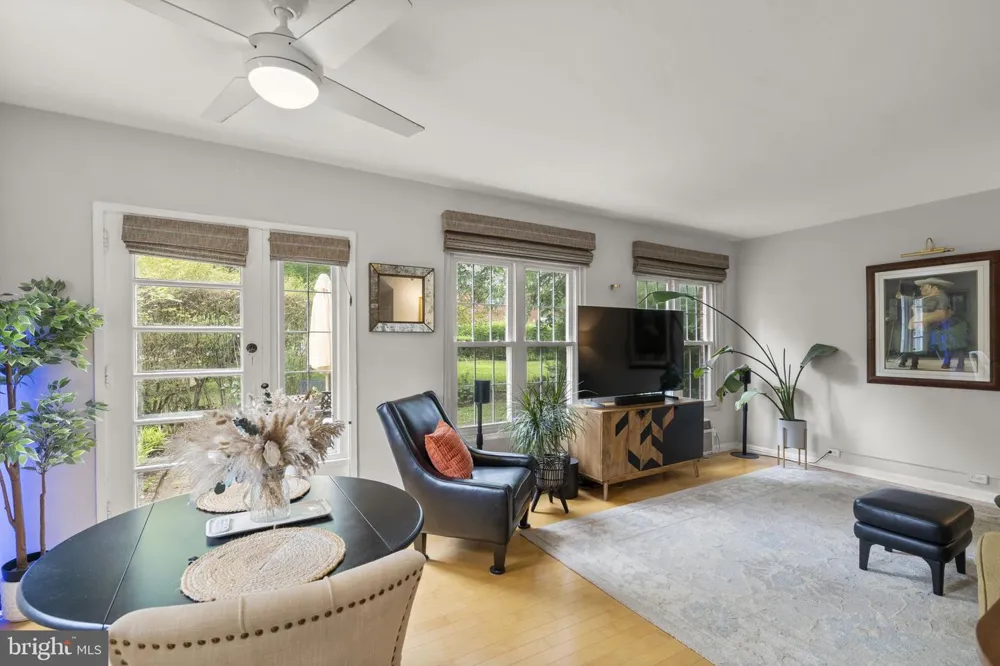 3408 MARTHA CUSTIS DRIVE Alexandria, VA 22302