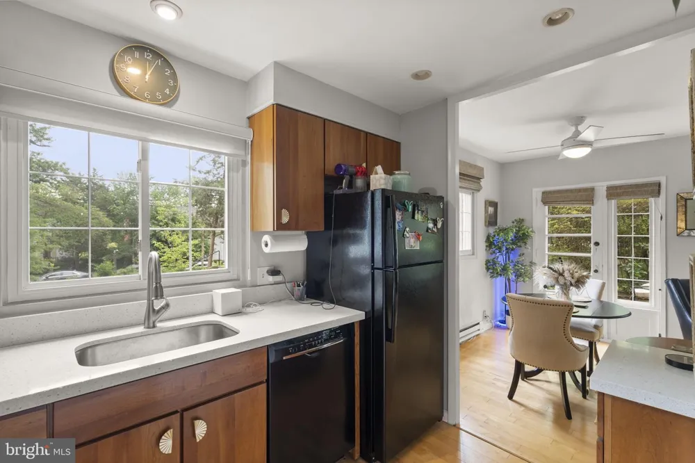 3408 MARTHA CUSTIS DRIVE Alexandria, VA 22302