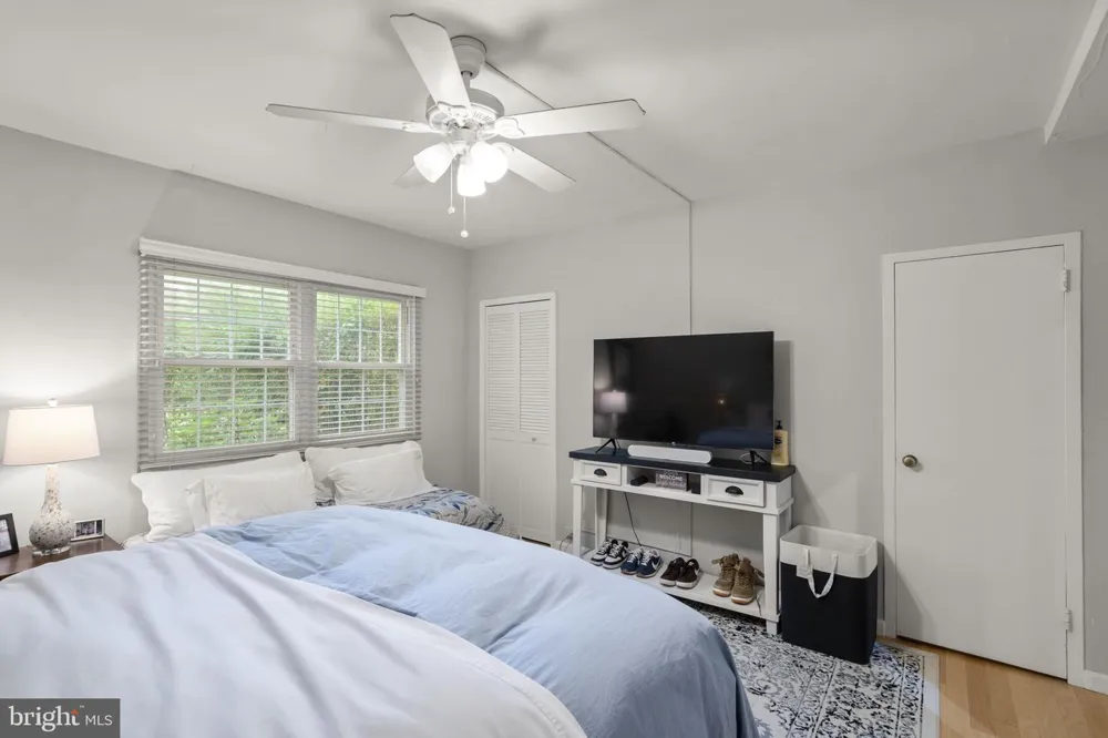 3408 MARTHA CUSTIS DRIVE Alexandria, VA 22302
