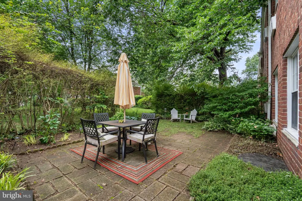 3408 MARTHA CUSTIS DRIVE Alexandria, VA 22302