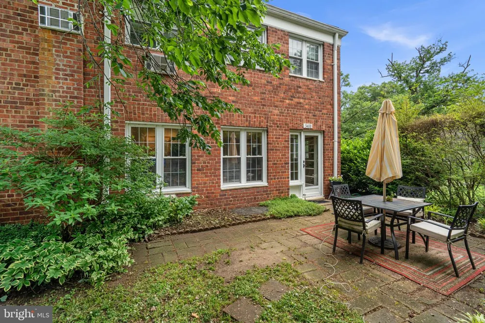 3408 MARTHA CUSTIS DRIVE Alexandria, VA 22302