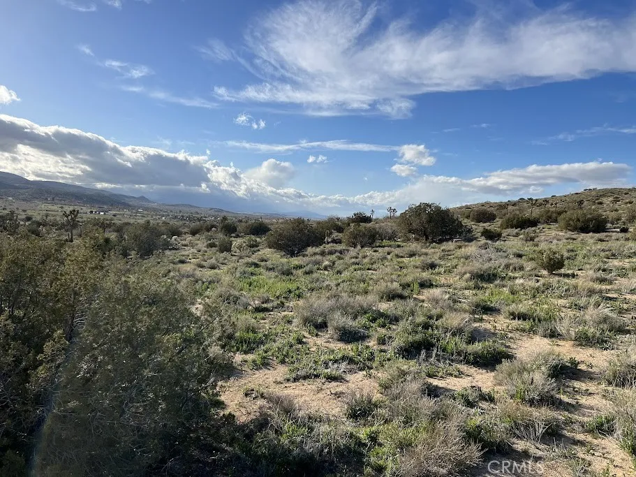 Vac/Fort Tejon Pav /Vic Avenue Pearblossom, CA 93553