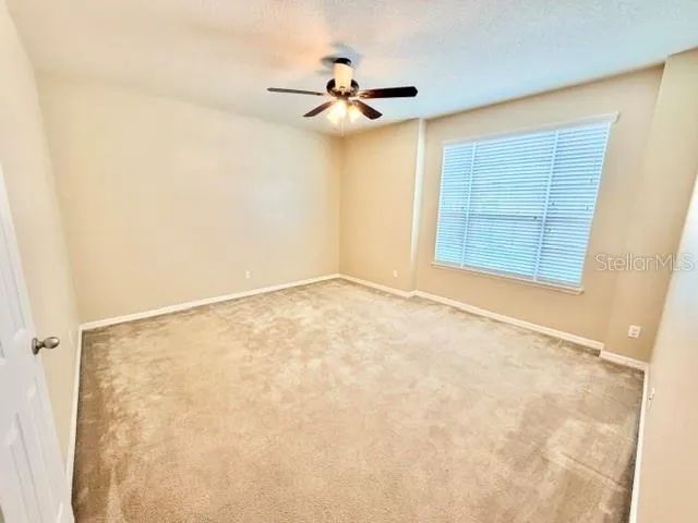 2103 CANDLENUT CIRCLE Apopka, FL 32712