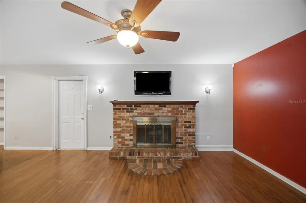 2969 FOREST CIRCLE Seffner, FL 33584