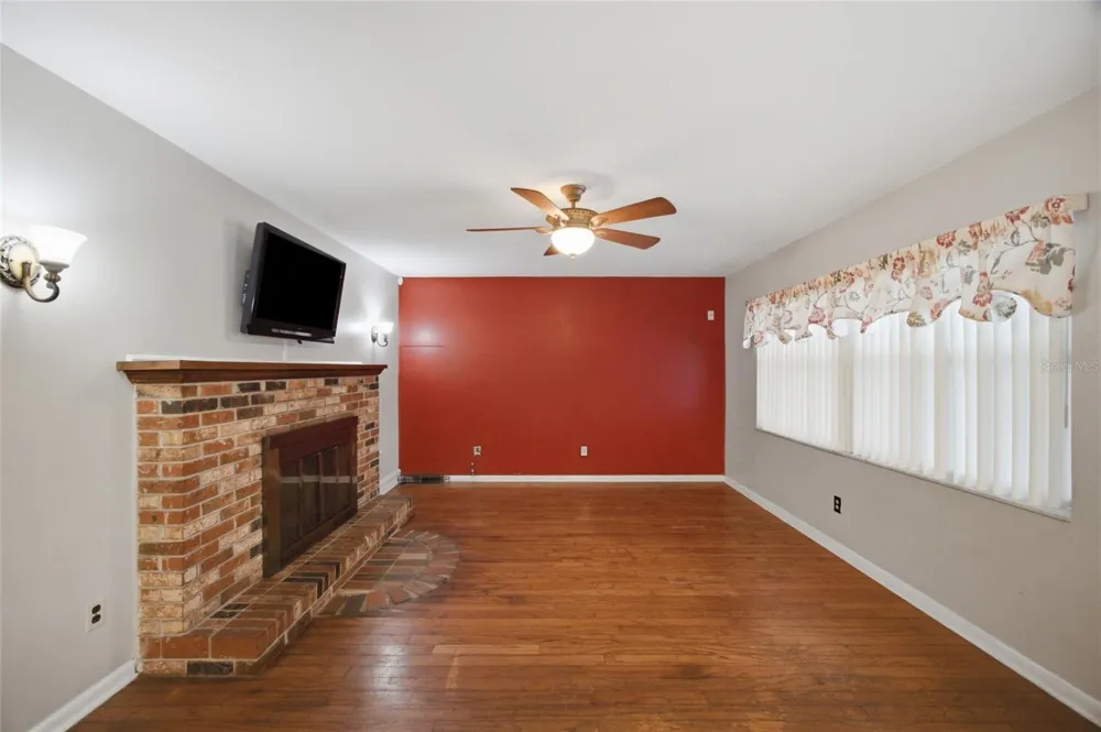 2969 FOREST CIRCLE Seffner, FL 33584