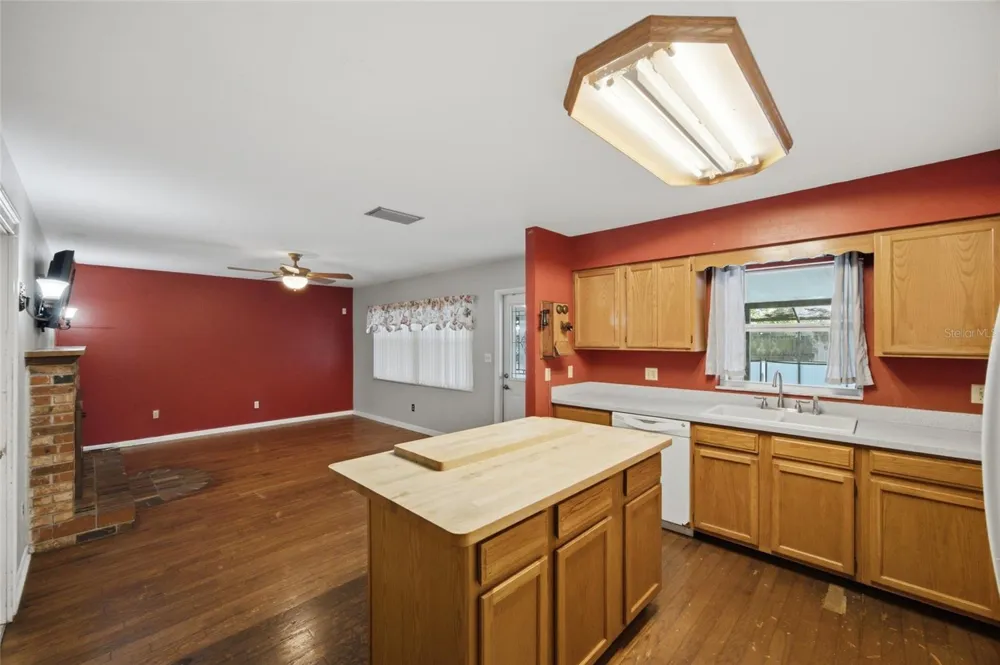 2969 FOREST CIRCLE Seffner, FL 33584