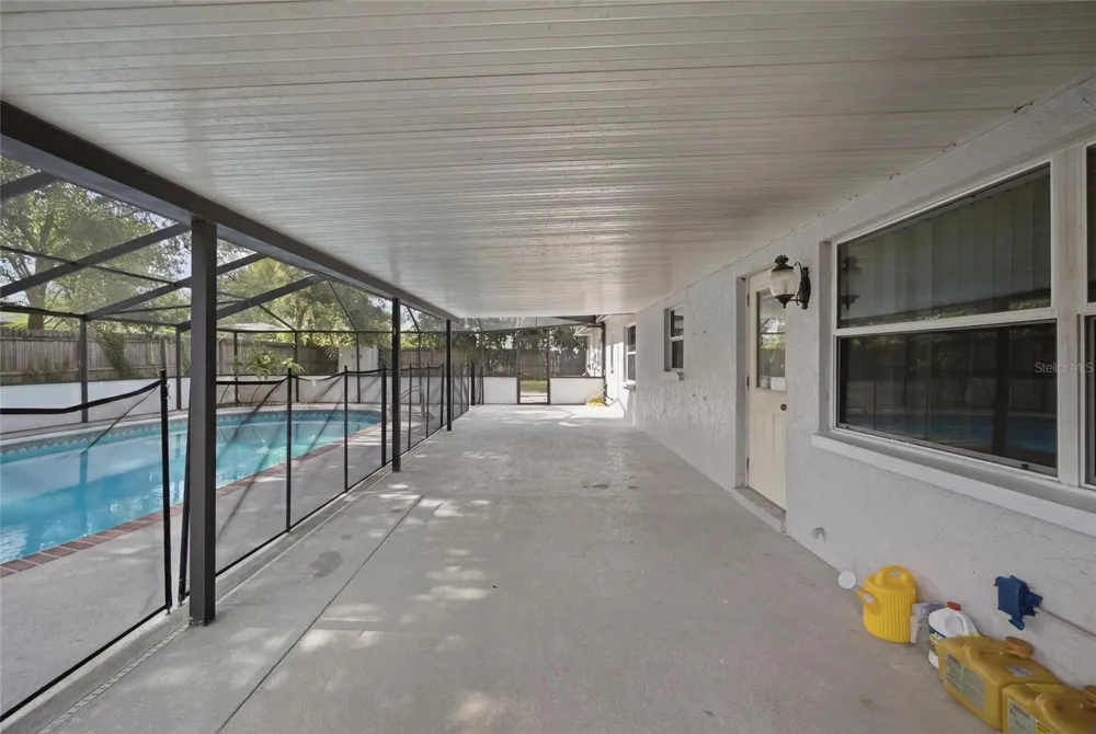 2969 FOREST CIRCLE Seffner, FL 33584