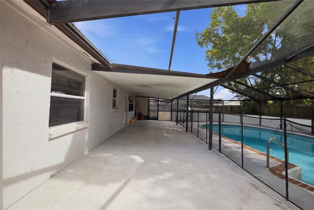 2969 FOREST CIRCLE Seffner, FL 33584