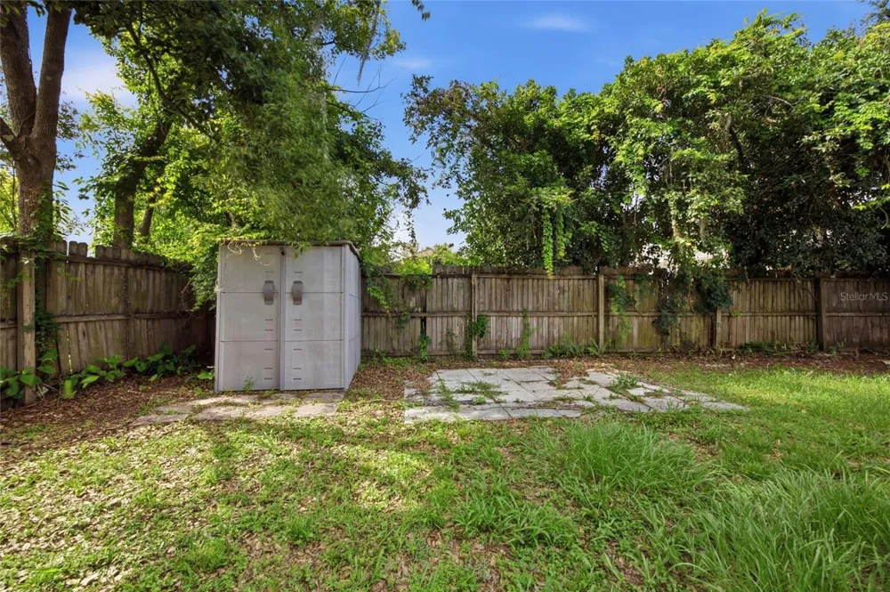 2969 FOREST CIRCLE Seffner, FL 33584