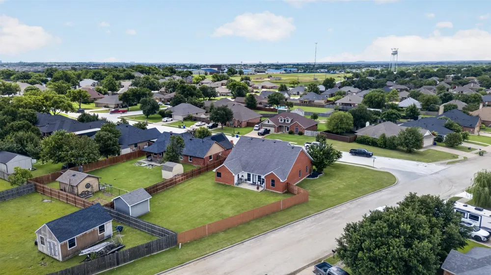 100 Radecke Road Krum, TX 76249