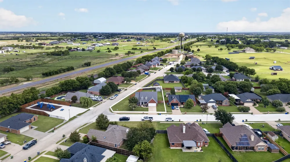 100 Radecke Road Krum, TX 76249
