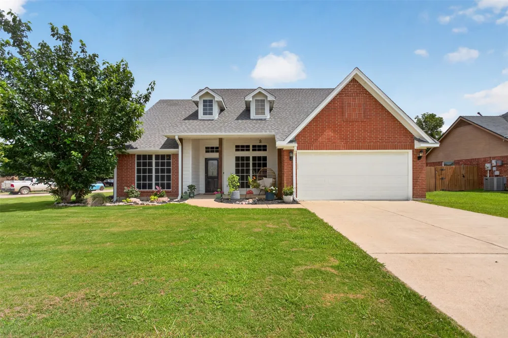 100 Radecke Road Krum, TX 76249