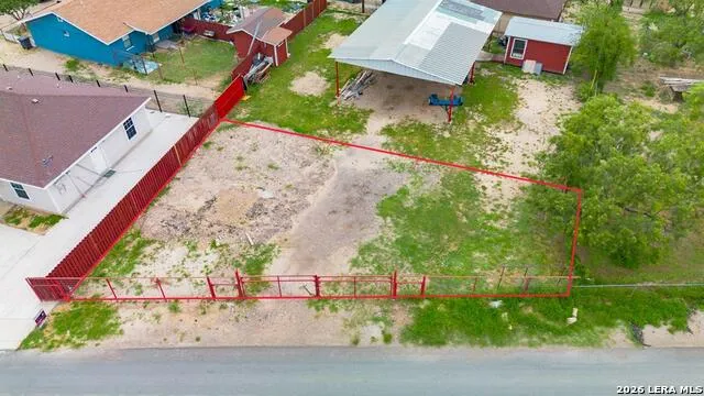 423 Fresno Street Eagle Pass, TX 78852