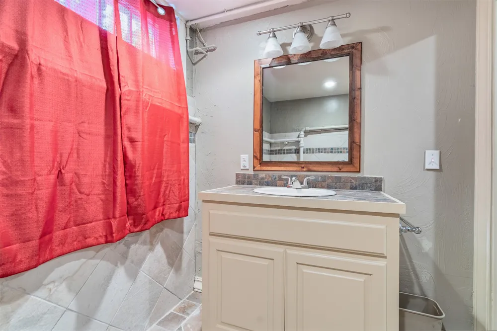 125 G STREET SW Ardmore, OK 73401