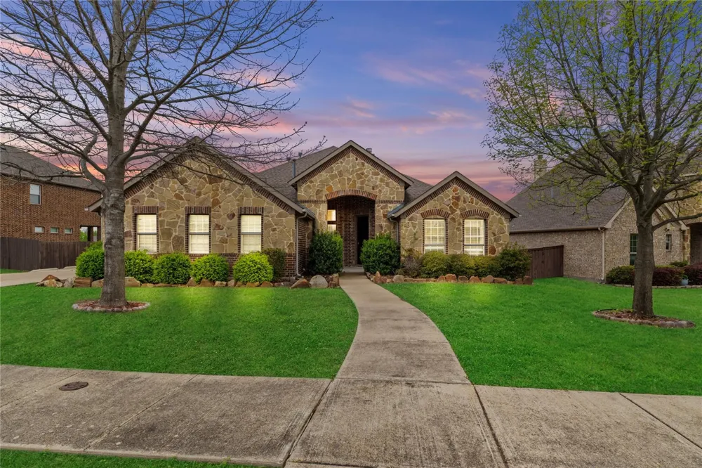 4013 Dalton Drive Rowlett, TX 75089