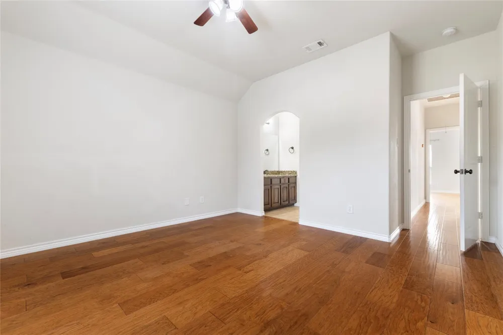 4013 Dalton Drive Rowlett, TX 75089