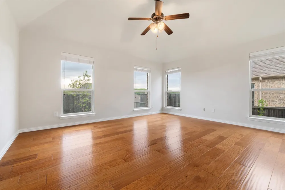 4013 Dalton Drive Rowlett, TX 75089