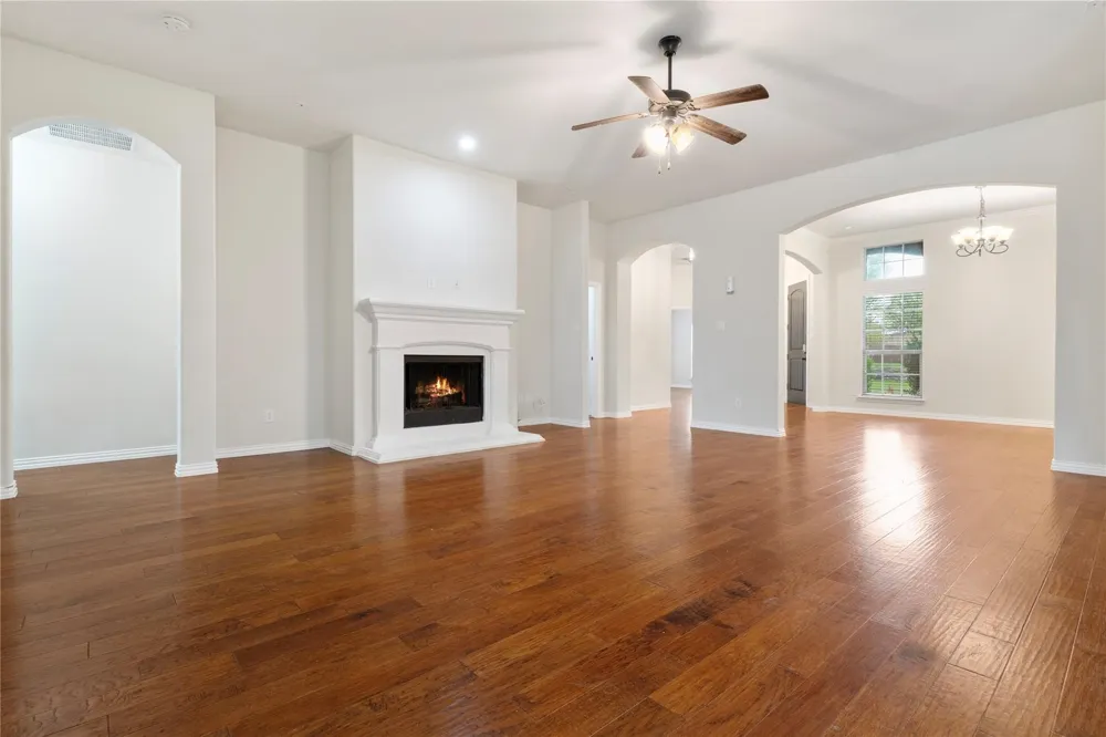 4013 Dalton Drive Rowlett, TX 75089