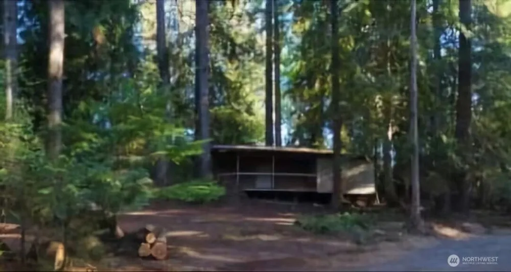 71 E Lakeshore Drive E Shelton, WA 98584