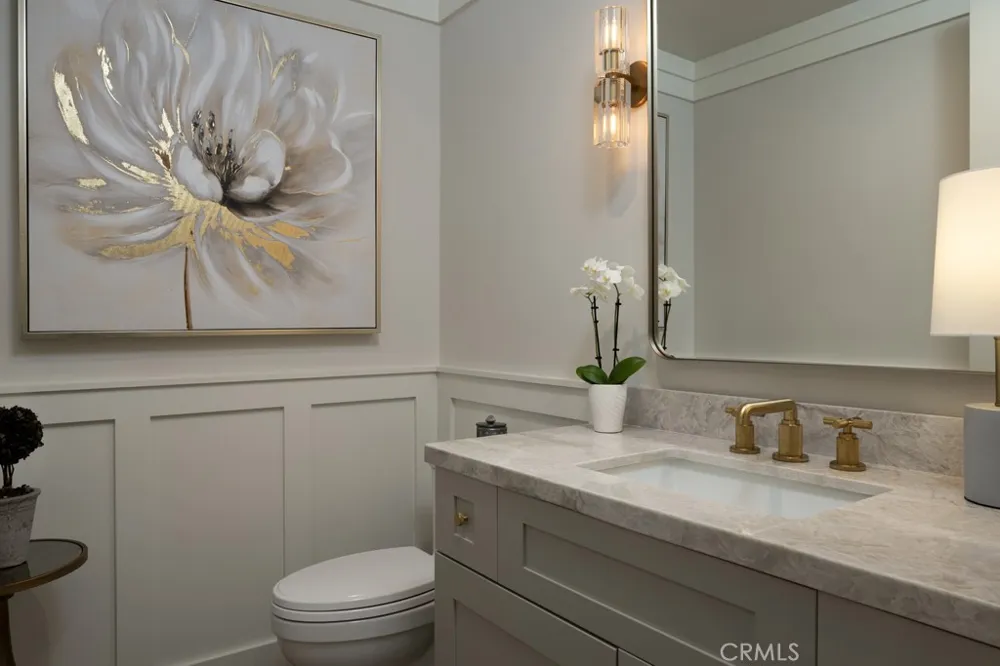 419 Goldenrod Avenue Corona del Mar, CA 92625