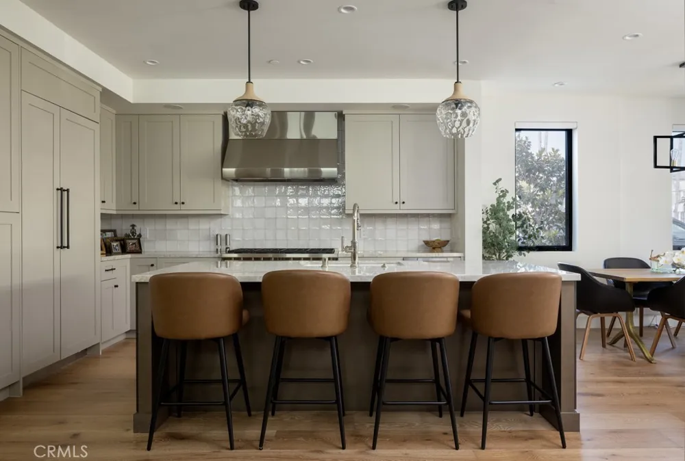 419 Goldenrod Avenue Corona del Mar, CA 92625