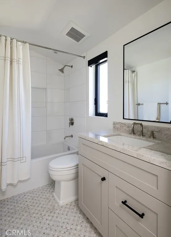 419 Goldenrod Avenue Corona del Mar, CA 92625