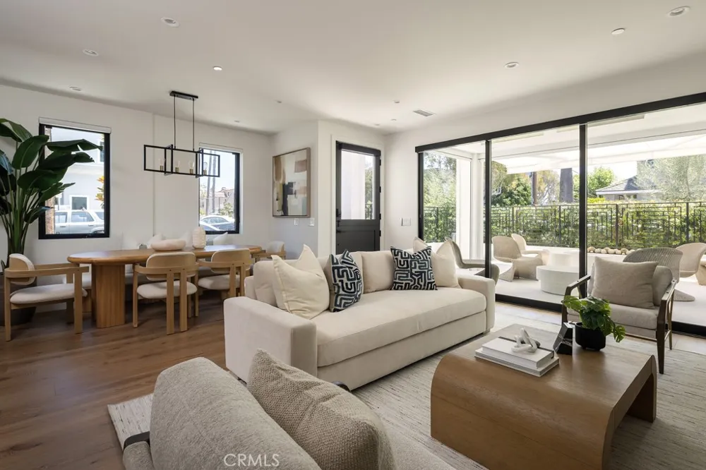 419 Goldenrod Avenue Corona del Mar, CA 92625