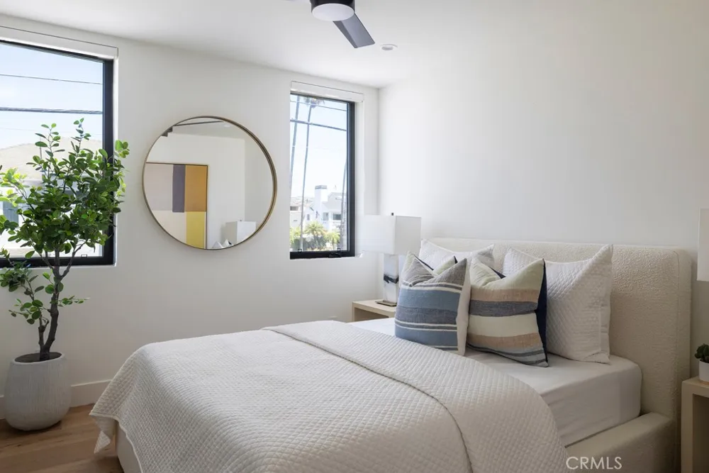 419 Goldenrod Avenue Corona del Mar, CA 92625